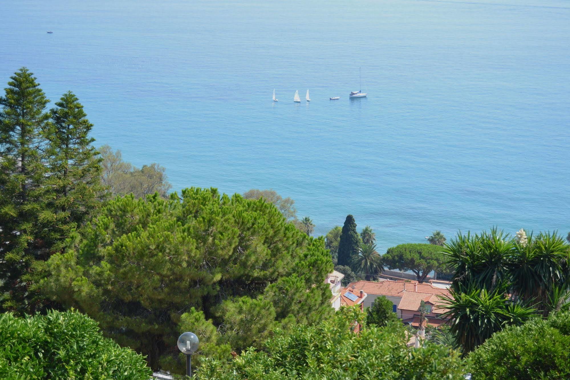 Le Terrazze Appartamenti Vacanze Σαν Ρέμο Εξωτερικό φωτογραφία