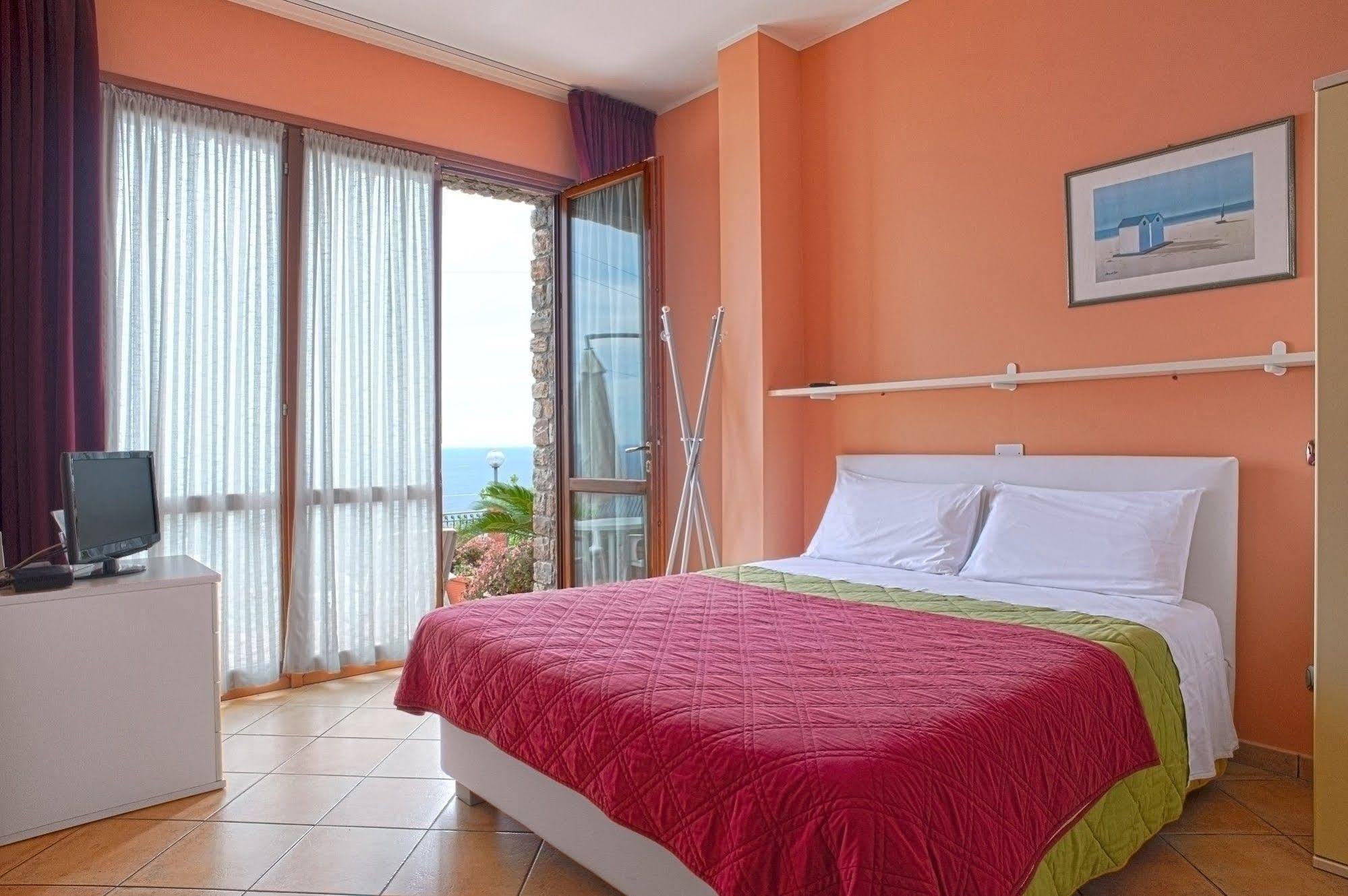 Le Terrazze Appartamenti Vacanze Σαν Ρέμο Εξωτερικό φωτογραφία
